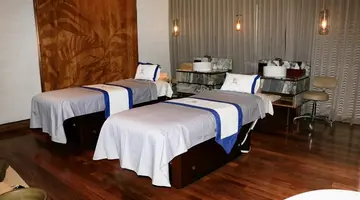 DoubleTree by Hilton Weerawila Rajawarna Resort
