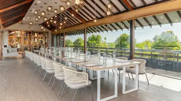 DoubleTree by Hilton Weerawila Rajawarna Resort
