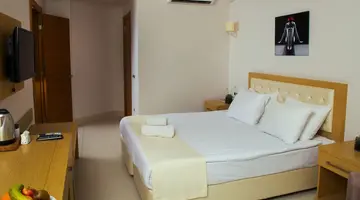DRAGUT POINT SOUTH HOTEL