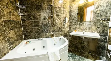 DRAGUT POINT SOUTH HOTEL