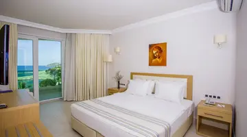 DRAGUT POINT SOUTH HOTEL