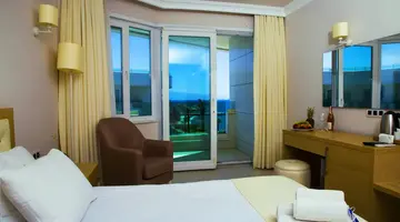 DRAGUT POINT SOUTH HOTEL