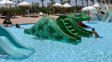 DREAM LAGOON & AQUA PARK RESORT
