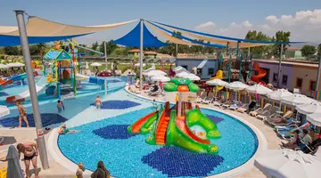 DREAM WORLD AQUA
