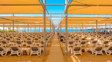DREAM WORLD RESORT & SPA