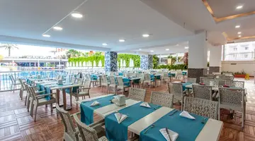 DREAM WORLD RESORT & SPA