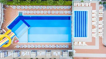 DREAM WORLD RESORT & SPA