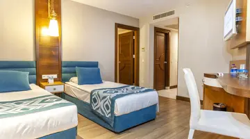 DREAM WORLD RESORT & SPA