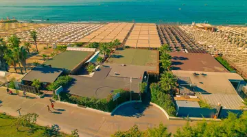 DREAM WORLD RESORT & SPA