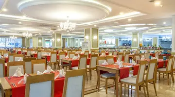 DREAM WORLD RESORT & SPA
