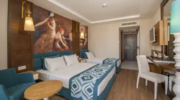 DREAM WORLD RESORT & SPA