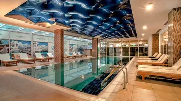 DREAM WORLD RESORT & SPA