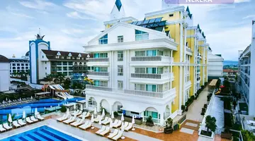 DREAM WORLD RESORT