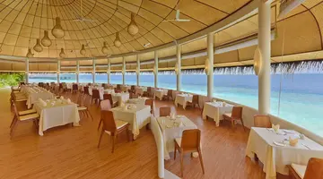 Dreamland Maldives - The Unique Sea & Lake Resort Spa