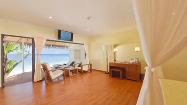 Dreamland Maldives - The Unique Sea & Lake Resort Spa