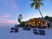 Dreamland Maldives - The Unique Sea & Lake Resort Spa