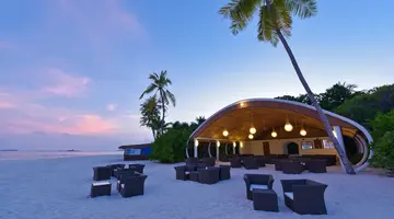Dreamland Maldives - The Unique Sea & Lake Resort Spa