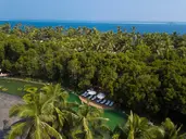 Dreamland Maldives - The Unique Sea & Lake Resort Spa