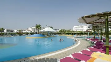 Dreams Beach Resort