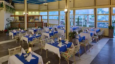 Dreams Beach Resort