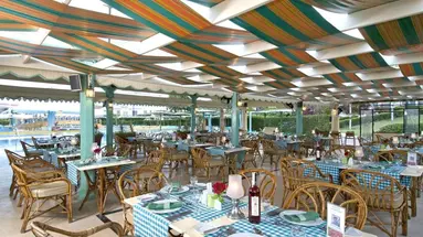 DREAMS BEACH RESORT
