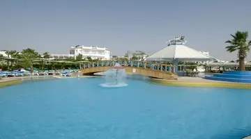 Dreams Beach Resort