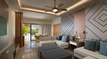 Dreams ONYX RESORT & SPA