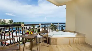 Dreams Riviera Cancun Resort & Spa