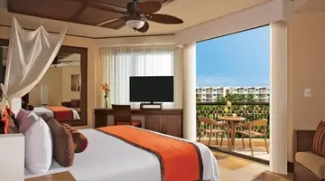 Dreams Riviera Cancun Resort & Spa