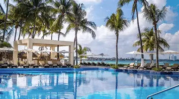 Dreams SANDS CANCUN RESORT & SPA