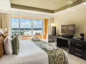 Dreams SANDS CANCUN RESORT & SPA