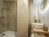 Du Midi Hotel