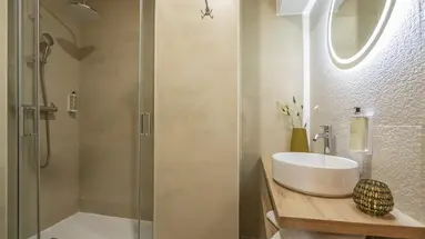 Du Midi Hotel