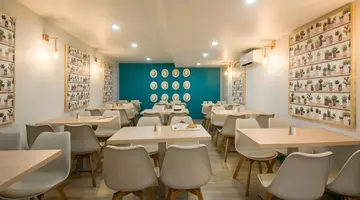 Du Midi Hotel