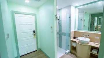 DUANGJITT RESORT & SPA