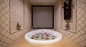 DUANGJITT RESORT & SPA