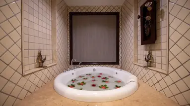 DUANGJITT RESORT & SPA