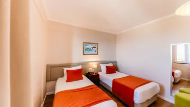Duas Torres Hotel
