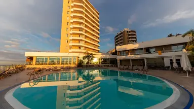 Duas Torres Hotel