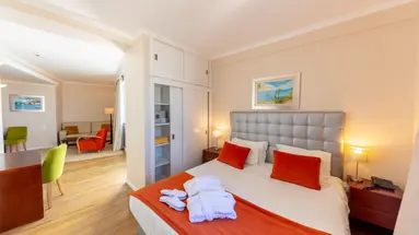Duas Torres Hotel