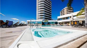 Duas Torres Hotel