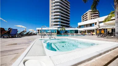Duas Torres Hotel