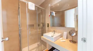Duas Torres Hotel