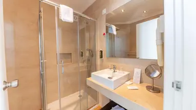 Duas Torres Hotel