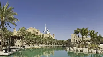 Dubaj i Abu Zabi - orientalny eliksir