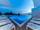 Dukley Hotel & Resort
