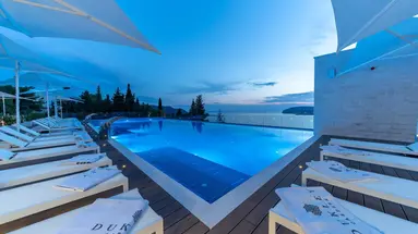 Dukley Hotel & Resort