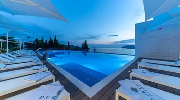 Dukley Hotel & Resort
