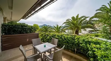 Dukley Hotel & Resort