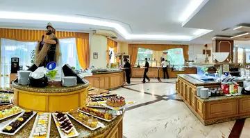 Duni Marina Royal Palace